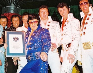 https://commons.wikimedia.org/wiki/File%3AElvis_impersonators_record.jpg